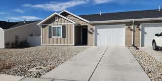 Sage Springs 3 Bedroom Home for Rent Gallery 1