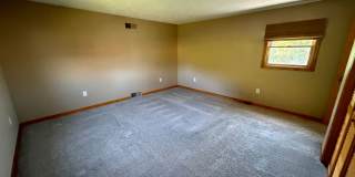 Beautiful Home for Rent Gallery 25