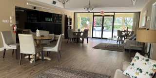 4075 Palm Forest Drive N Gallery 26