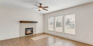 Andover Schools - 4 bedroom 3 bath Gallery 3