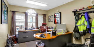 417 PHOENIX DR OFFICES Gallery 10