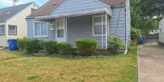Cozy Four Bedroom Bungalow Cozy Four Bedroom Bungalow Gallery 3