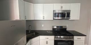 Charming 3 BR/1 BA Philly Row Home with Porch, Deck & Basement Gallery 11