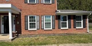 3-bedroom, 2 full bath duplex in the desirable Lansdowne area Gallery 15