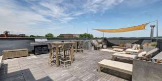 Modern Two Bedroom W/Off Street Parking, Pets Welcomed, & More! Gallery 23