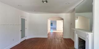 3021 SW 2nd Ave Gallery 4
