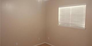 118 E Iris Avenue Gallery 24