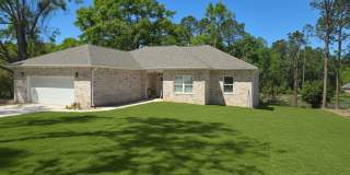 699 Pinewood Dr Gallery 1