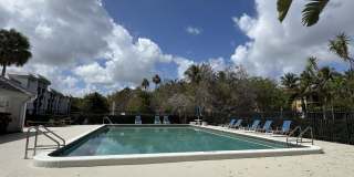 701 N Pine Island Road Gallery 23