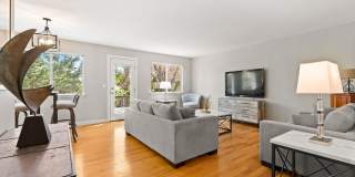 Fully Furnished Modern Home With Great Location Gallery 15