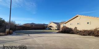 Beautiful Furnished Casita in Hurricane-All Linens and Kitchen, Bath Essentials Included- Just move in! Gallery 42