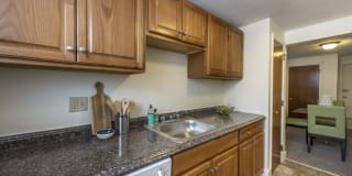 Brattle Drive Gallery 8