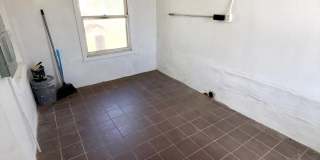 3203 Frankfort Avenue Gallery 16
