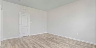 5907 GARDEN WALK Drive Gallery 20