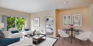 Redmond Square Gallery 39
