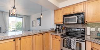 1833 North Williams Street - 504 Gallery 6