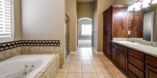 Home For Rent Gallery 19