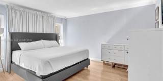 1345 West Ave Gallery 28