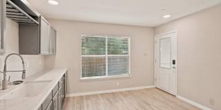 2410 Cedar Gallery 9