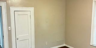 537 Alder Street . Gallery 14