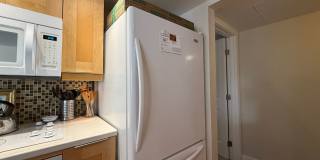 Fully Furnished 2 Bed 2 Bath Condo with Private Patio, 2 Gated Parking Spaces, Pool and Gym Gallery 24