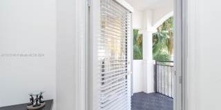 3165 Northeast 184th Street Gallery 27