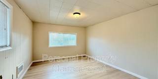 2805 S Street Gallery 10
