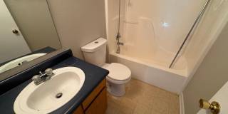 Lawrence-Fort Ben-Oaklandon 3 Bedroom and 2.5 Bathroom Gallery 22