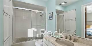 Urban Living in Downtown OKC - 3 Bedrooms/2 Bathrooms with Reserved Covered Parking - *Half Off 1st Month's Rent* Gallery 20