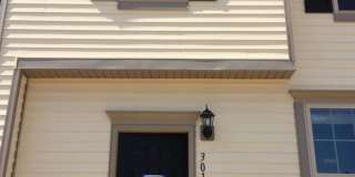 Room in 4 Bedroom Home at Haskell Dr Gallery 8