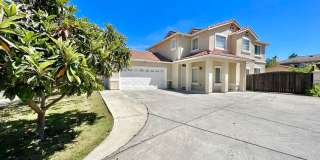 Spacious Four Bedroom Napa Home Gallery 1