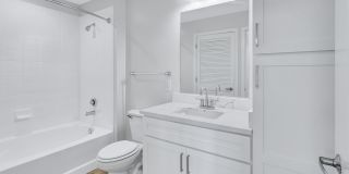 The Cosmopolitan at Reston Town Center Gallery 15