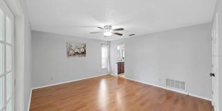 878 RUSTIC OAKS Drive Gallery 25