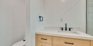 843 Westbourne Dr Gallery 7