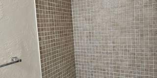 1 BEDROOM 1 BATH NEWLY RENOVATED CONDO Gallery 23