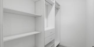 5824 N Lincoln Avenue Gallery 10