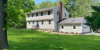 204 Deerfield Ln Gallery 2