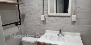 226 E 16th Avenue Gallery 24