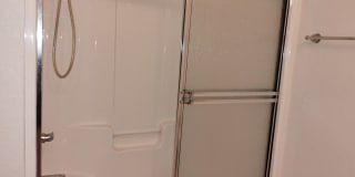 Executive 2 bedroom/ 2 bath condo Gallery 14