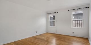 4126 S Bronson Ave Gallery 17