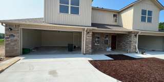 9004-9006 Sandra Way Gallery 1
