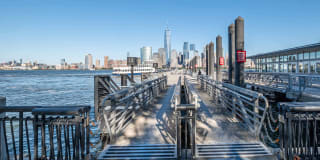 Hudson Point Gallery 40