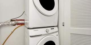 1814 South Throop Street Gallery 11