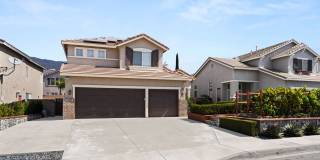 Beautiful 2 Story Home Gallery 1