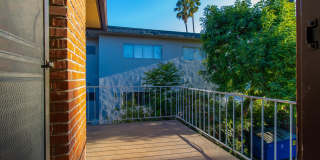 449 North Euclid Avenue Gallery 18