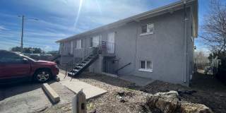 2BD Garden-Level Home | Off-Street Parking Gallery 5