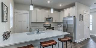 The Bungalows on the Lake - The View Gallery 107