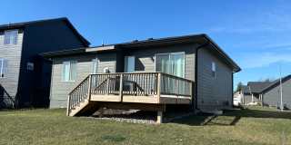 454 S 91st St - Single Family Home For Rent Gallery 11