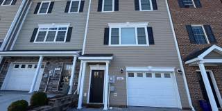 Beautiful Townhome in Spring Oaks! Gallery 1