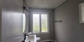 3 Bedrooms 1.5 Baths - North Columbus - Large Corner Lot Gallery 19